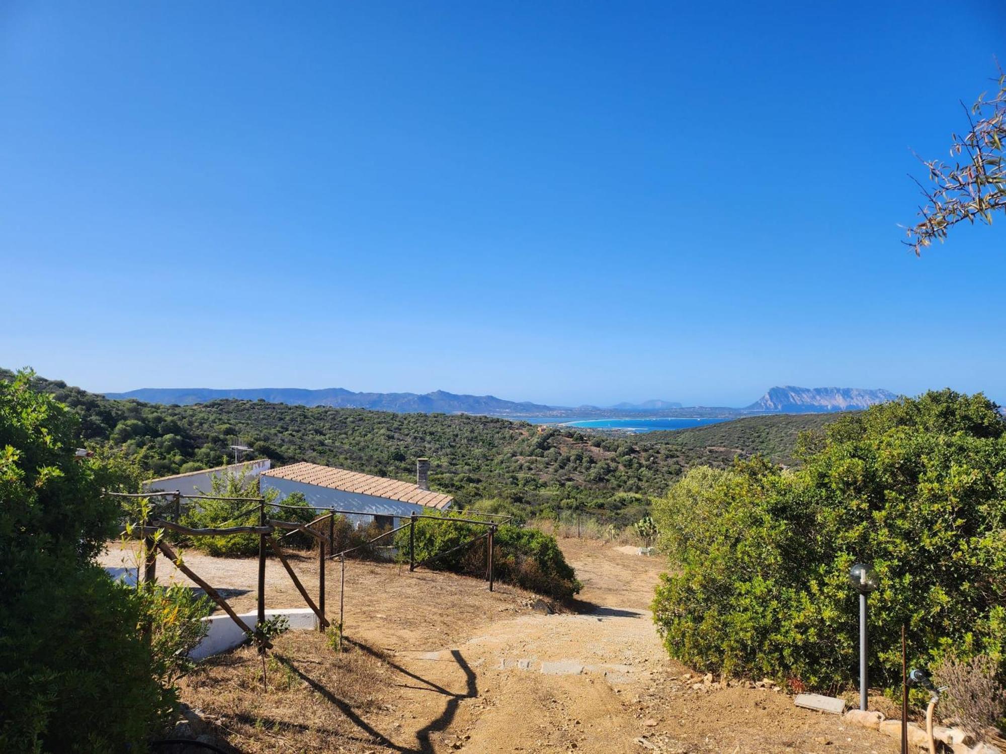 Agrustos Paradise Budoni Eksteriør bilde